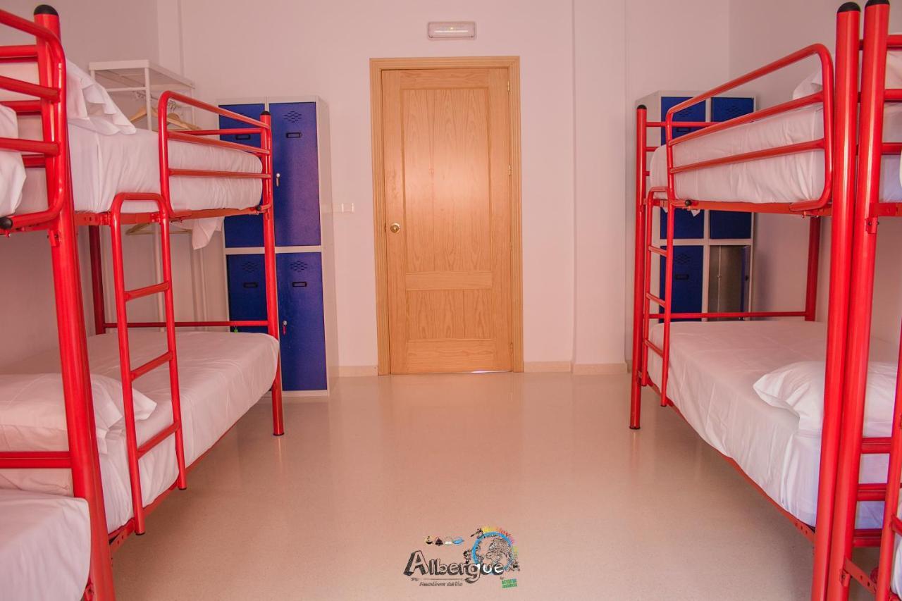 Albergue Multiaventura Active Andalucia Almodóvar del Río Buitenkant foto