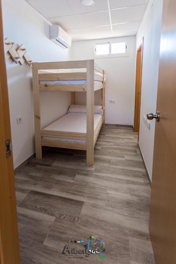 Albergue Multiaventura Active Andalucia Almodóvar del Río Buitenkant foto